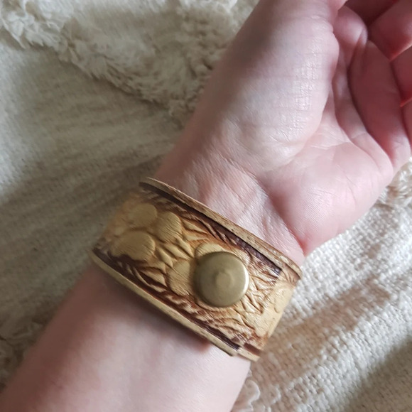 Lue Handmade Leather Cuff tan western boho tooled leather 8.5” Bracelet Upcycle - Picture 2 of 4